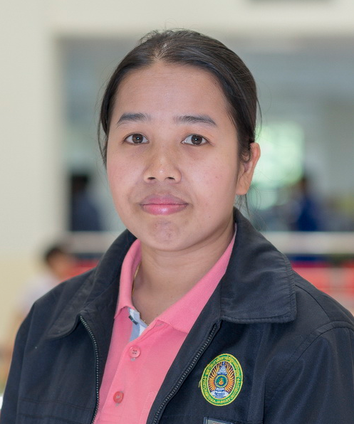 นางสาวดวงใจ คำทิพย์