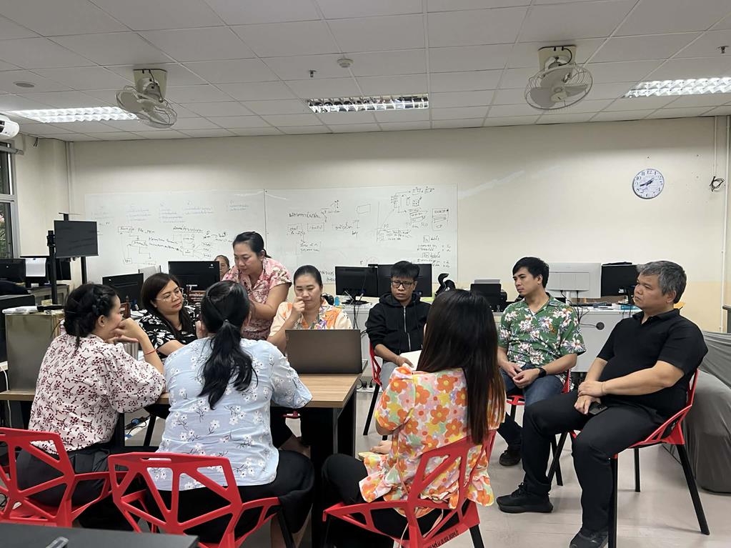 การหารือแนวทางการบันทึกข้อมูลหลักสูตรในระบบ PMIS